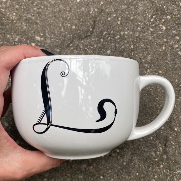 Fisher Stoneware "L" Monogrammed Coffee Tea Mug Large white and Black - Picture 3 of 11